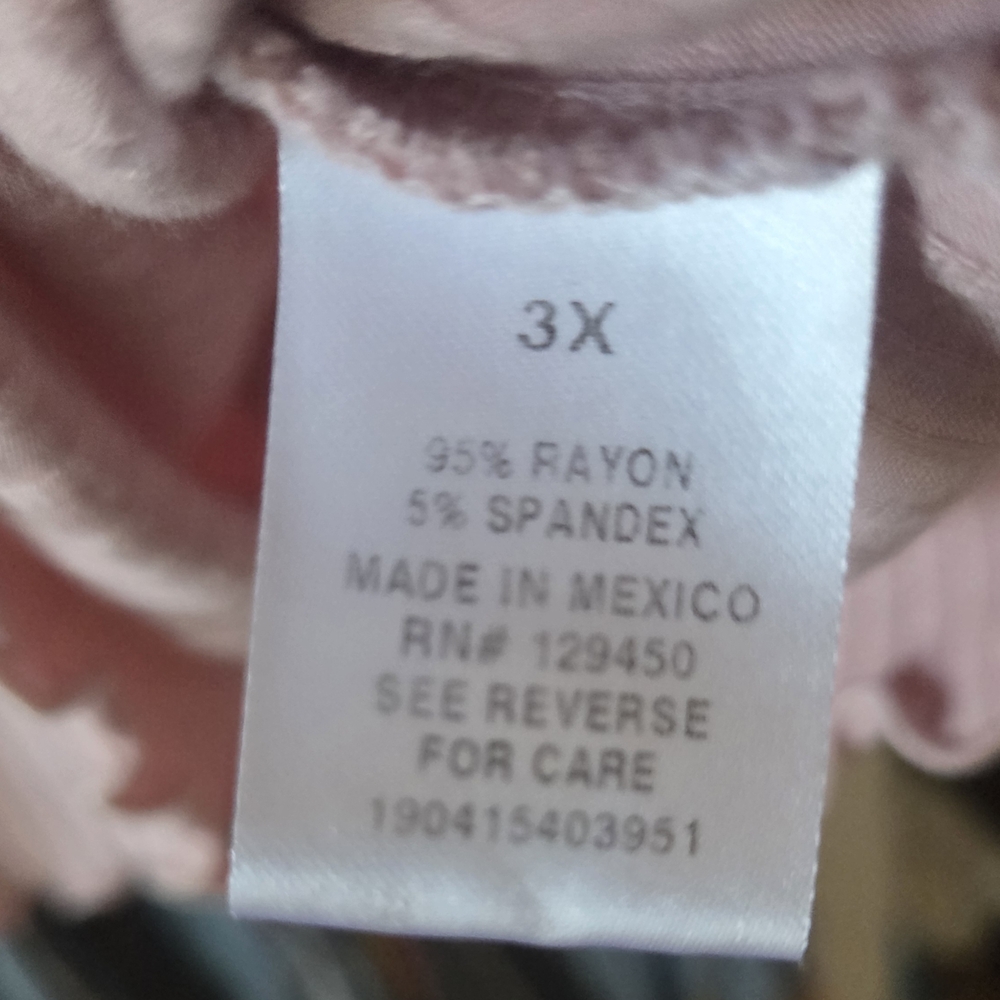 Sleeveless Pink Ribbed Top - Picture 6 of 6